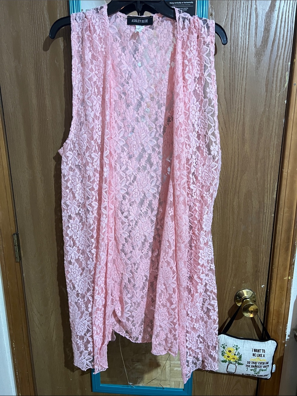 Ashley Blue Light Pink Lace Sleeveless Duster